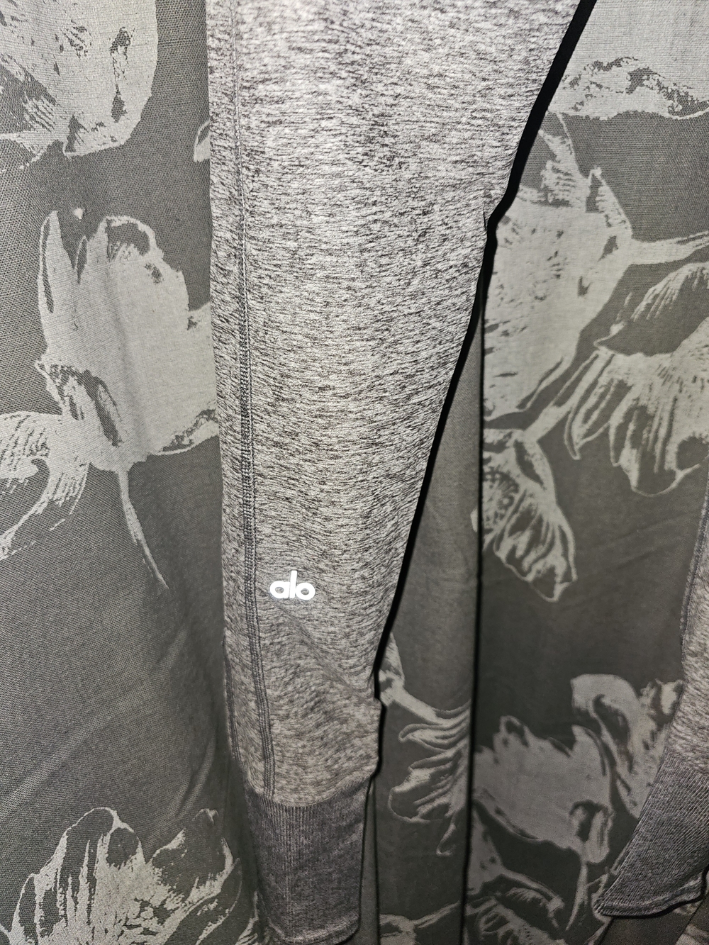 Alo yoga alosoft leggings.                                       3 Pairs - Picture 11 of 13